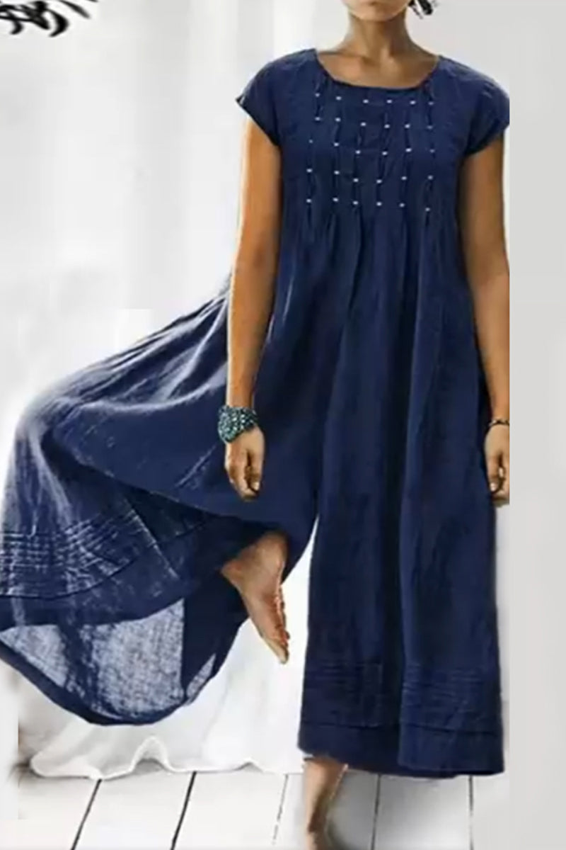 Effortlessly Elegant Garment with a Timeless Design