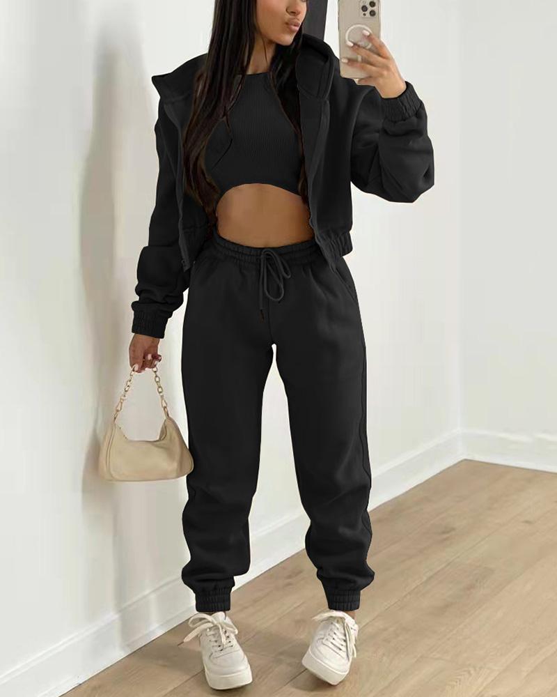 Classic Vintage Pants with a Flattering Fit