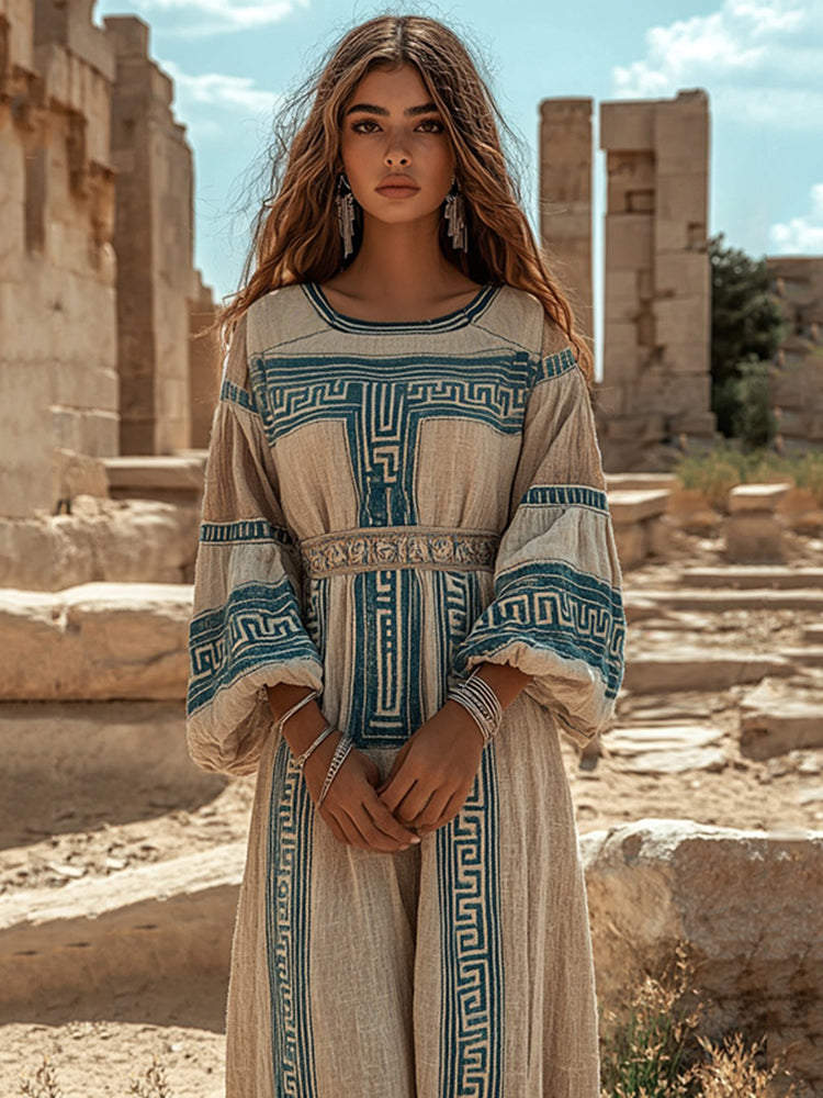 Classic Vintage Dress with a Flattering Fit