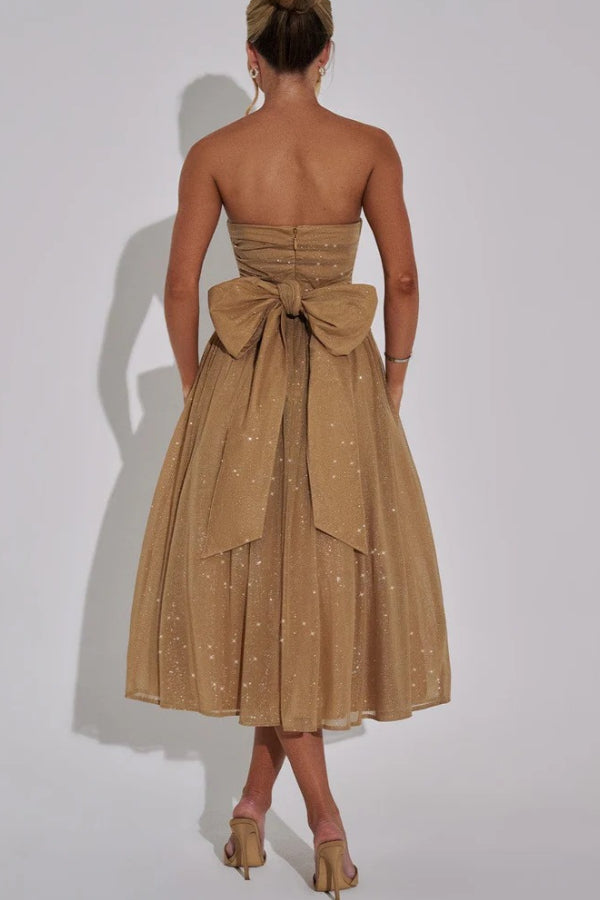 A Vintage Style Dress with Delicate Timeless Details