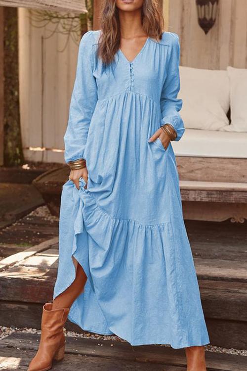 Sophisticated Dress with a Clean Classic Look