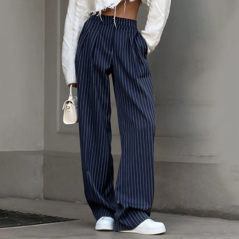 Classic Vintage Pants with a Flattering Fit