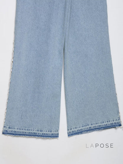Gracefully Styled Garment for Any Occasion