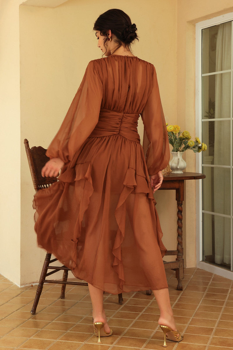 Beautifully Crafted Dress in a Classic Style