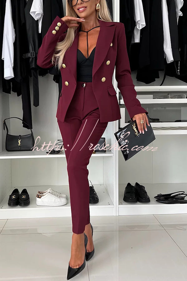 Well Tailored Pants with a Graceful Silhouette