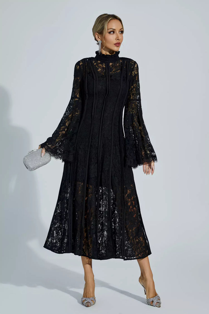 Classic Vintage Dress with a Flattering Fit