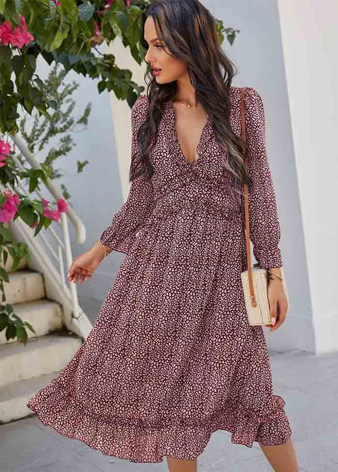 Classic Vintage Dress with a Flattering Fit