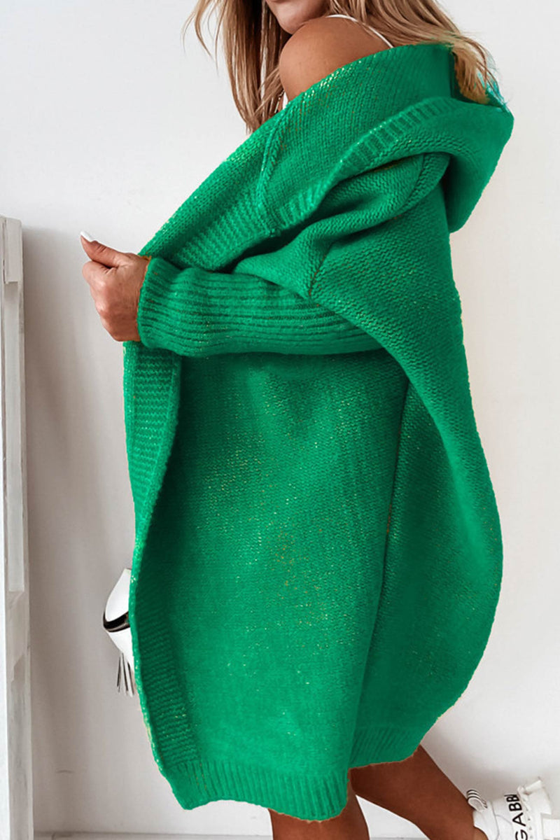 Well Tailored Cardigan with a Graceful Silhouette