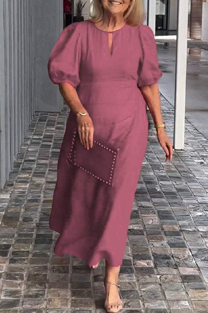 Classic Vintage Dress with a Flattering Fit