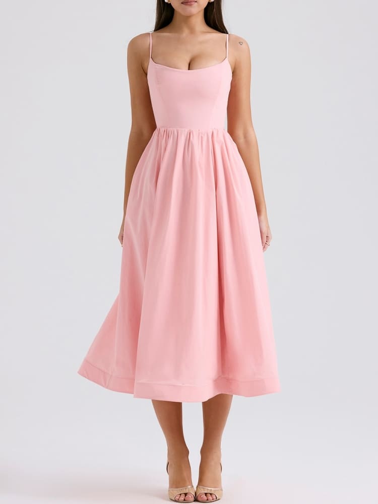 Beautifully Crafted Dress in a Classic Style