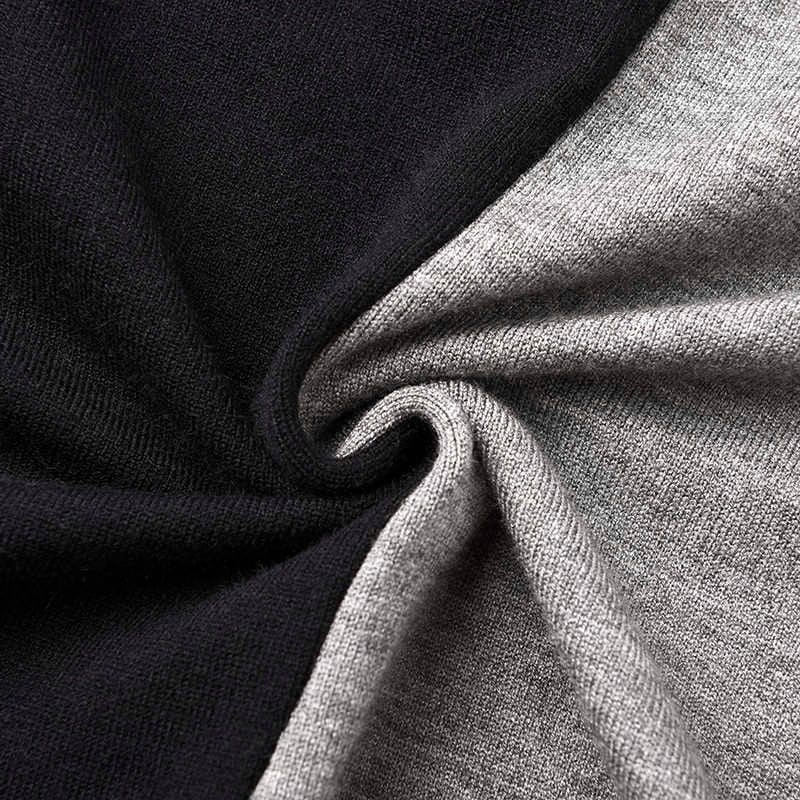 Well Tailored Sweater with a Graceful Silhouette