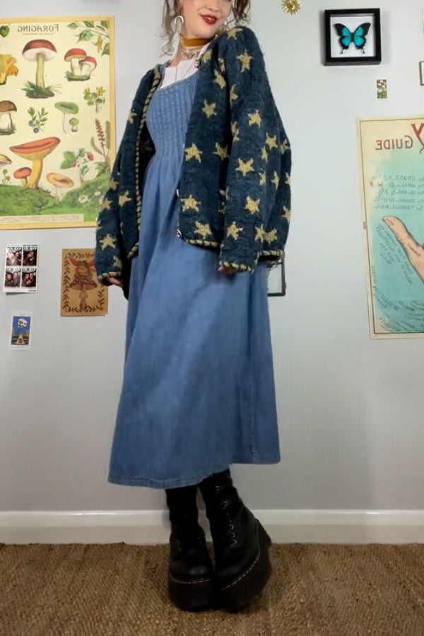 Classic Vintage & Enduringly Stylish Cardigan