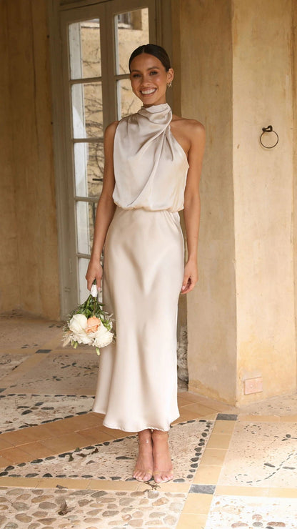 Polished Dress with an Effortless Classic Look