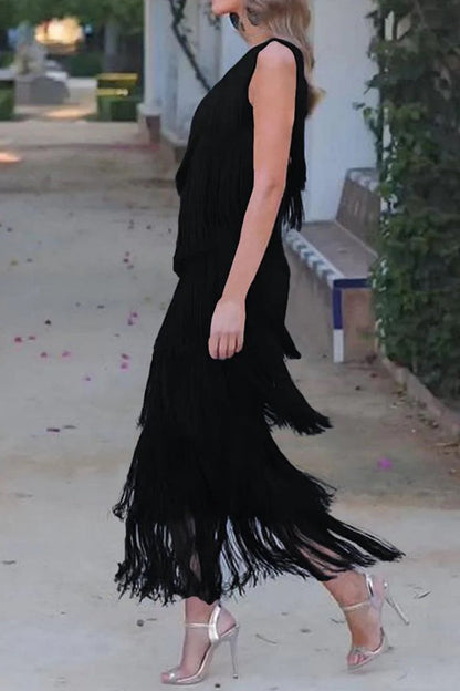 Effortlessly Elegant Dress with a Timeless Design