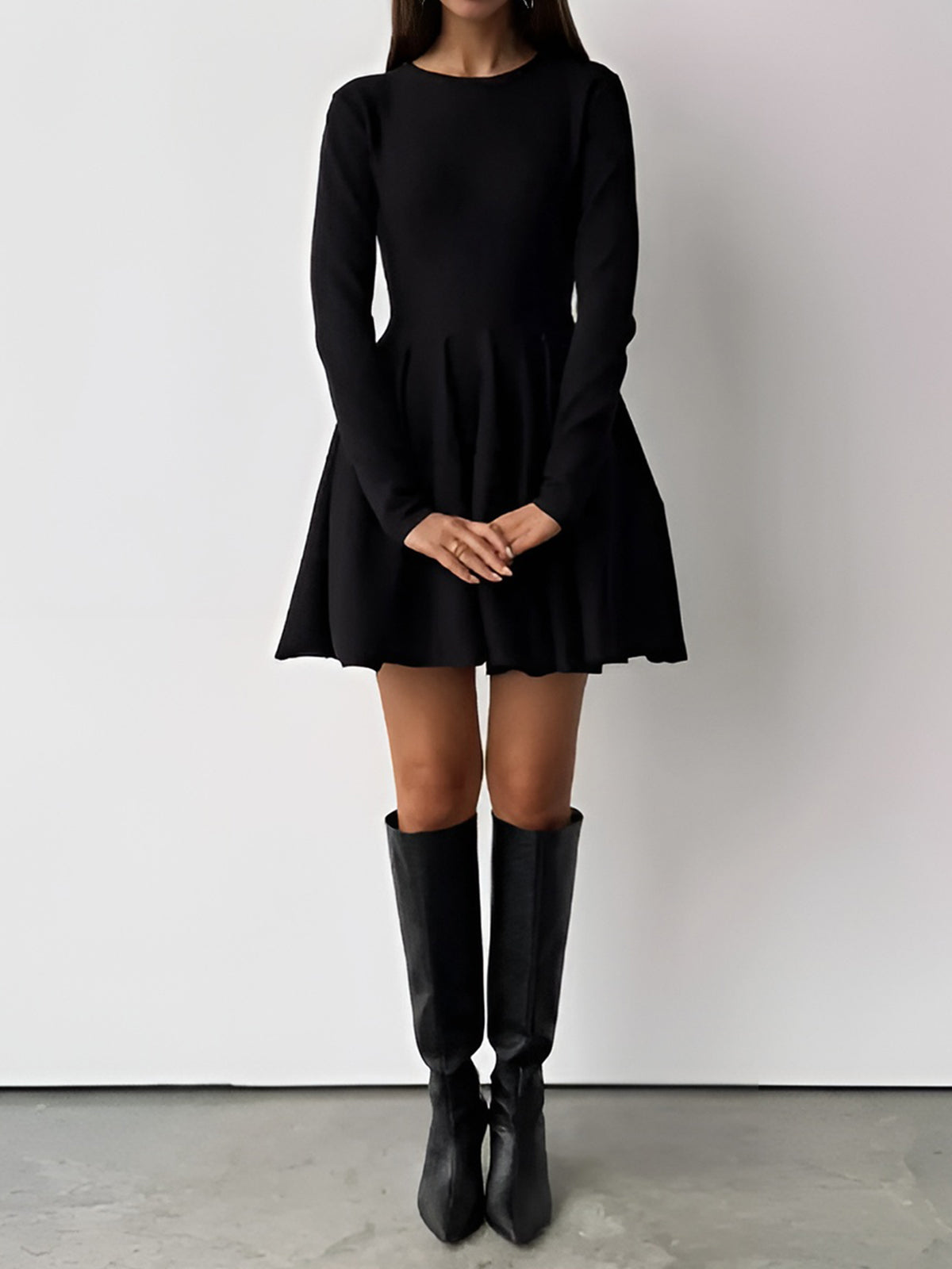 Beautifully Finished Sweater in a Timeless Design