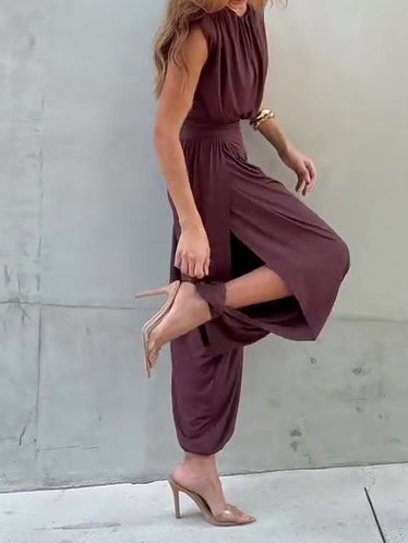 Beautifully Finished Garment in a Timeless Design
