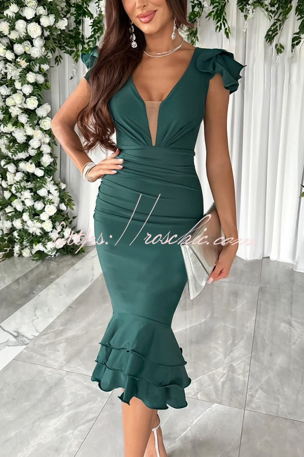 Beautifully Crafted Dress in a Classic Style