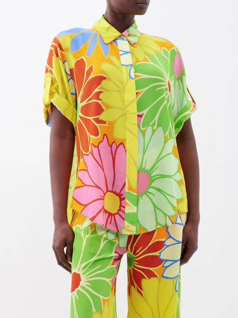 Gracefully Styled Garment for Any Occasion