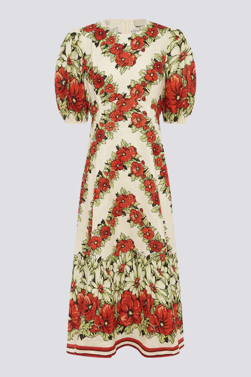 Well Tailored Dress with a Graceful Silhouette