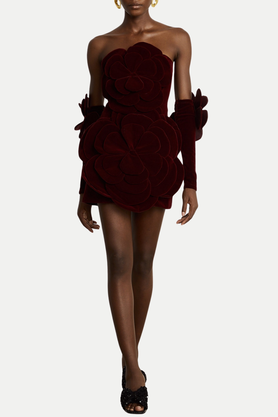 Well Tailored Dress with a Graceful Silhouette