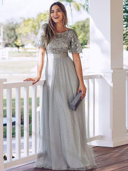 Elegantly Styled Dress for Everyday Wear