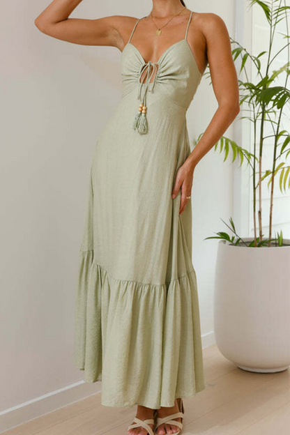 Gracefully Styled Dress for Any Occasion