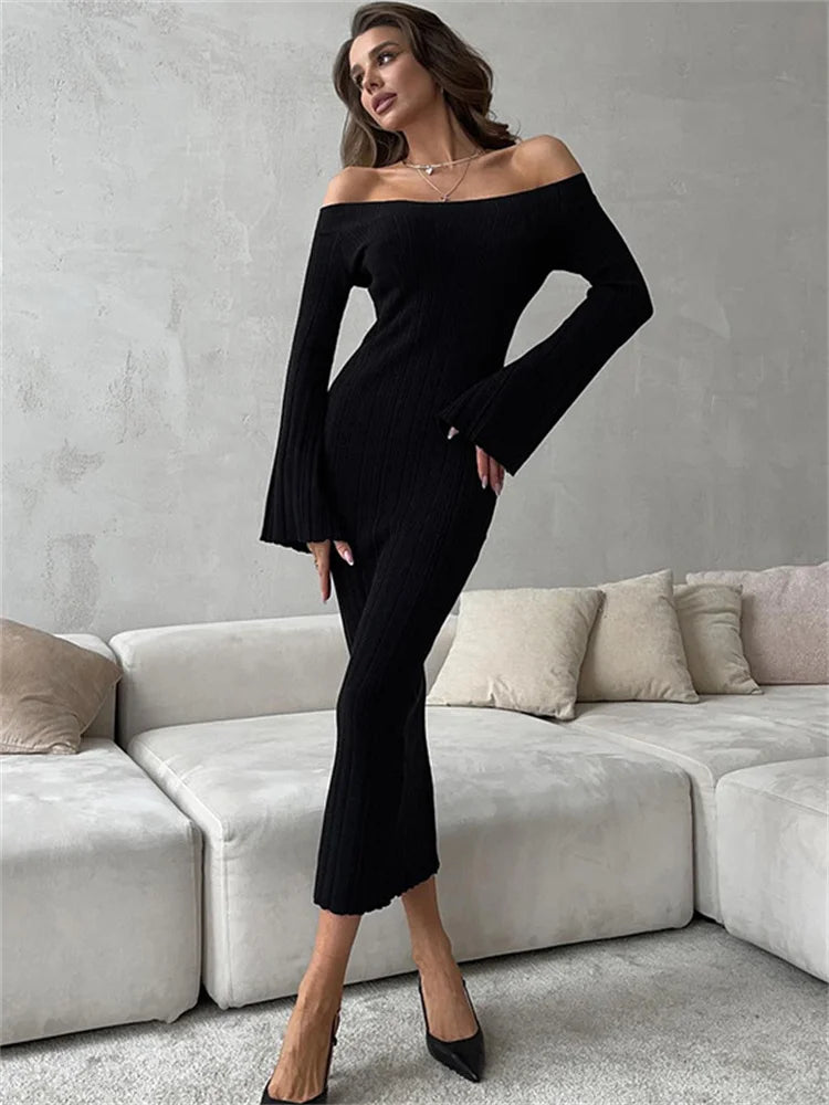 Sophisticated Dress with a Clean Classic Look