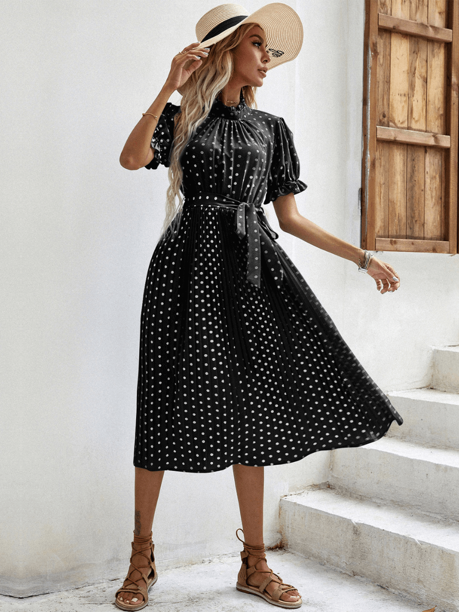 Sophisticated Dress with a Clean Classic Look