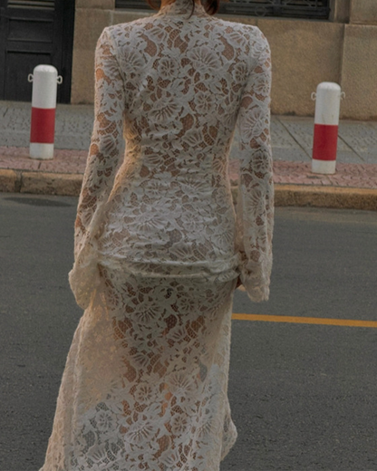 Effortlessly Elegant Dress with a Timeless Design
