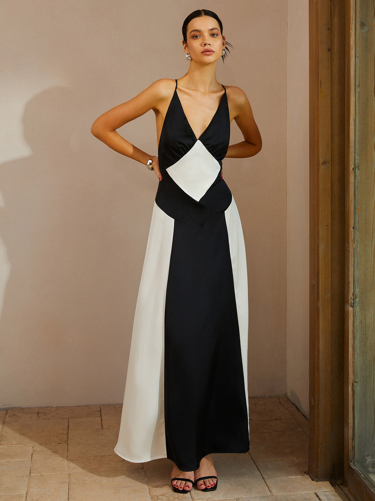 Polished Dress with an Effortless Classic Look