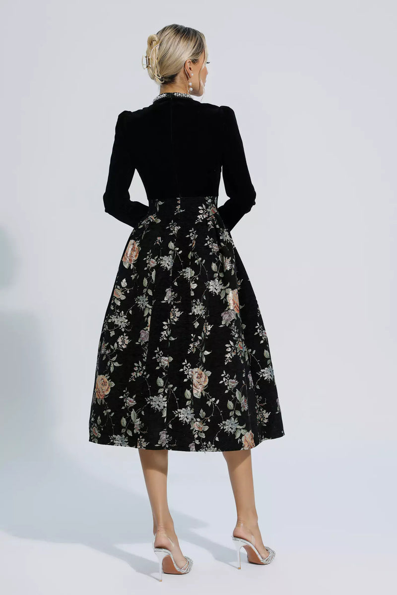 Classic Vintage Dress with a Flattering Fit