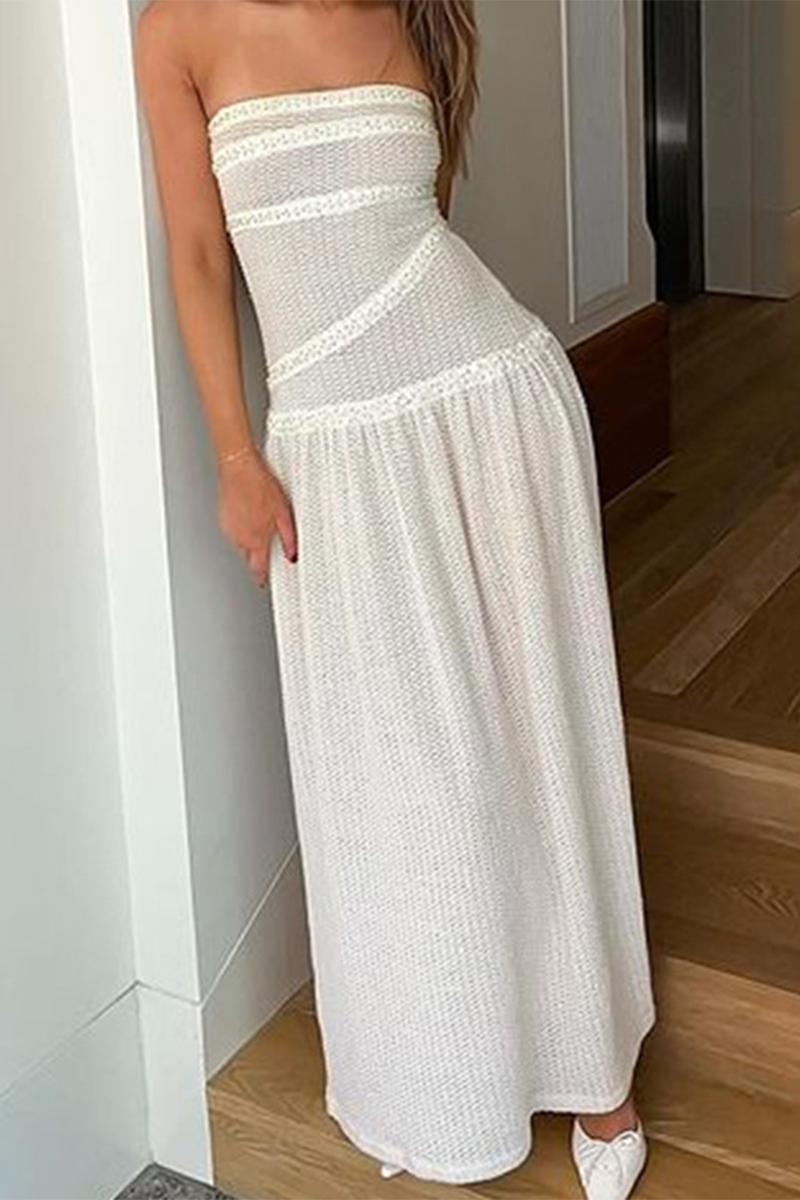 Beautifully Finished Dress in a Timeless Design