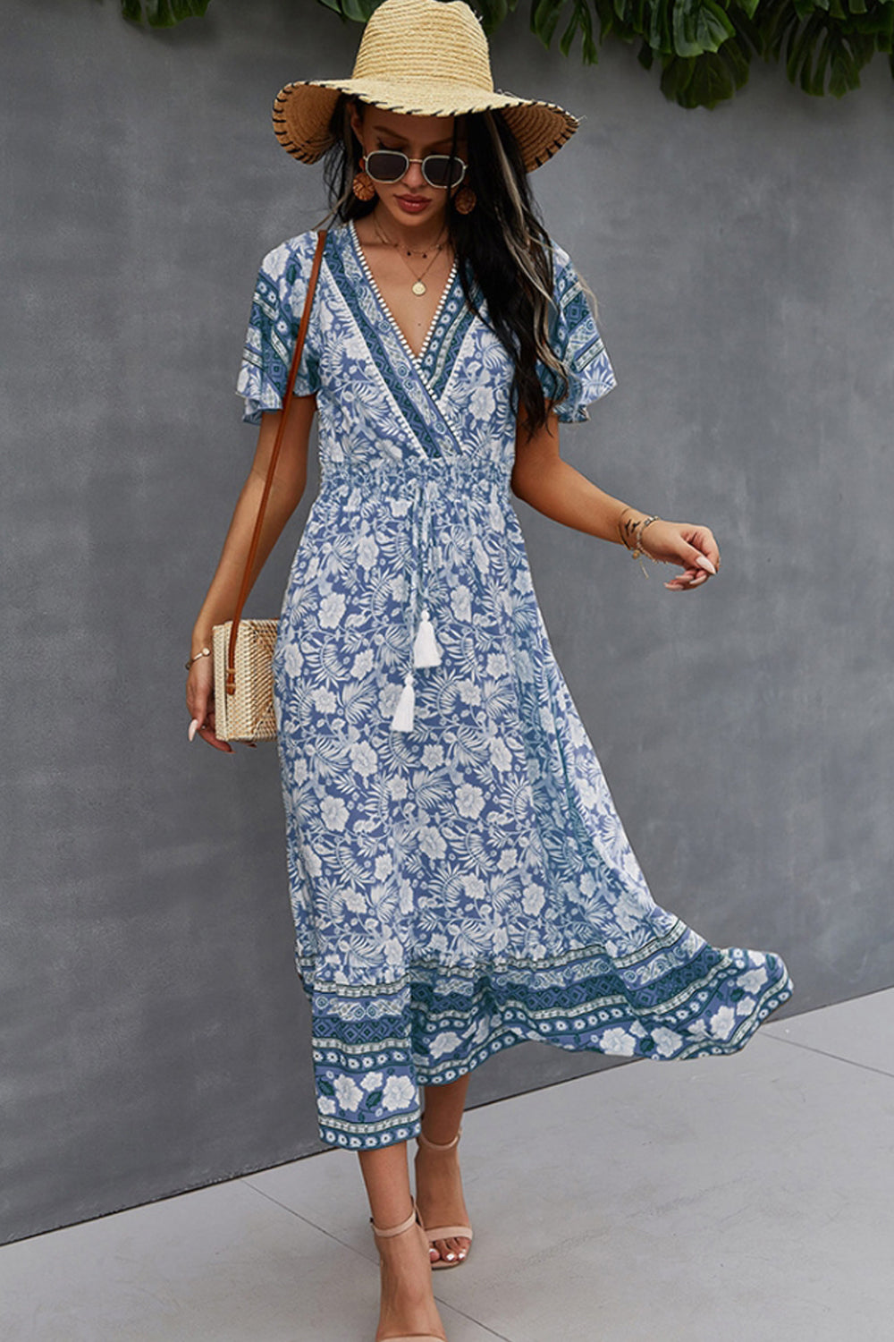 Beautifully Crafted Dress in a Classic Style
