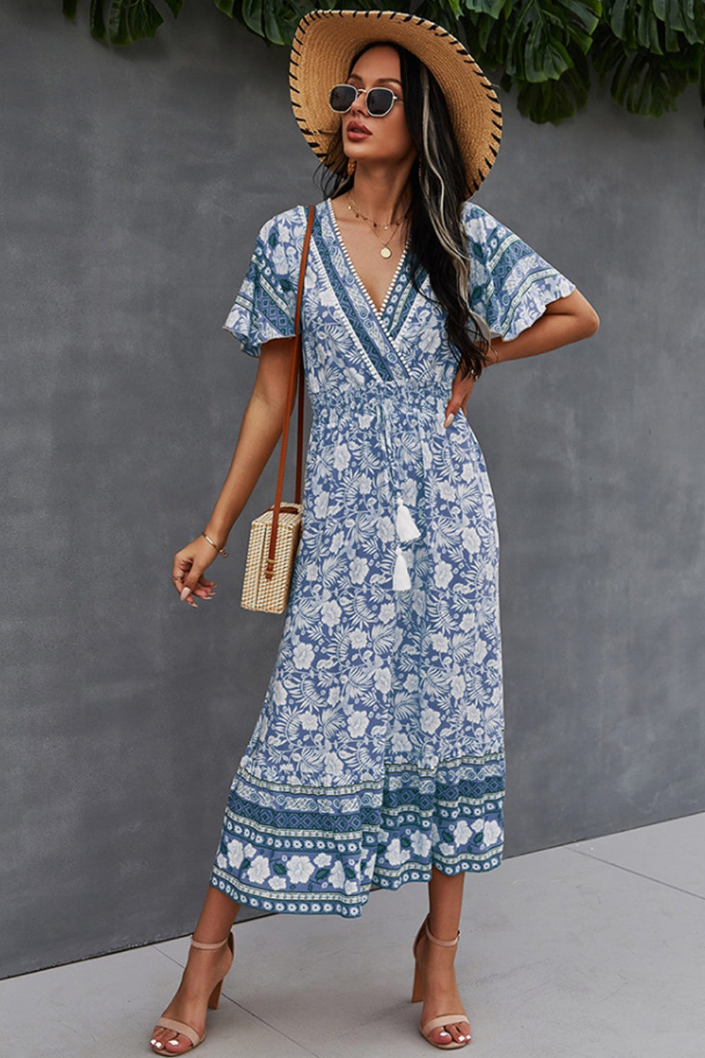 Beautifully Crafted Dress in a Classic Style