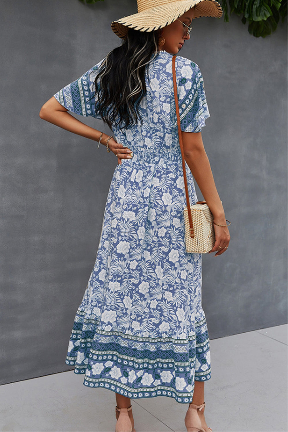 Beautifully Crafted Dress in a Classic Style