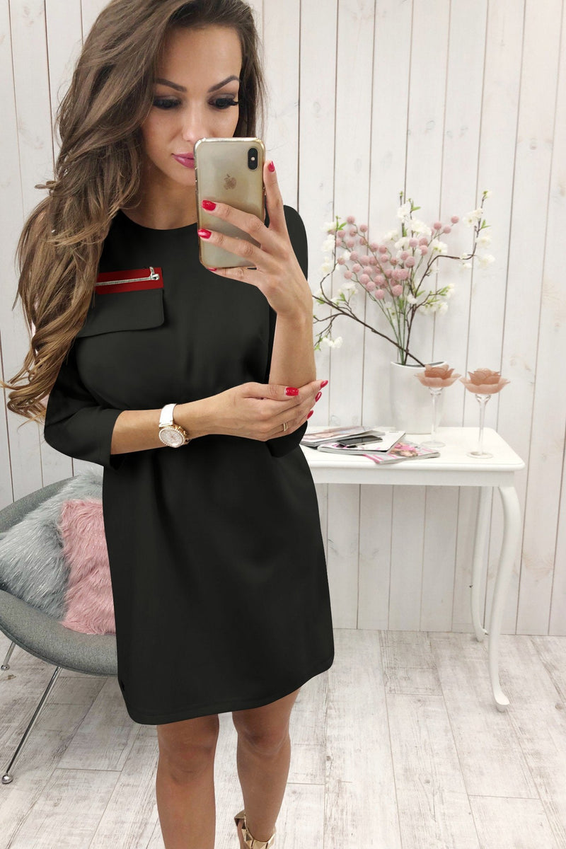 Gracefully Styled Dress for Any Occasion