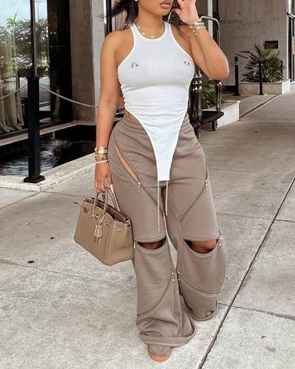 A Vintage Style Pants with Delicate Timeless Details