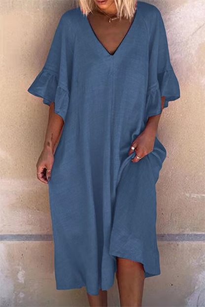 Classic Vintage Dress with a Flattering Fit