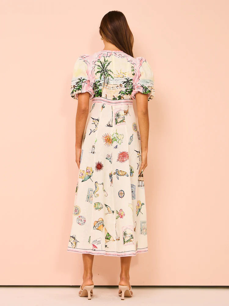 Classic Vintage Dress with a Flattering Fit