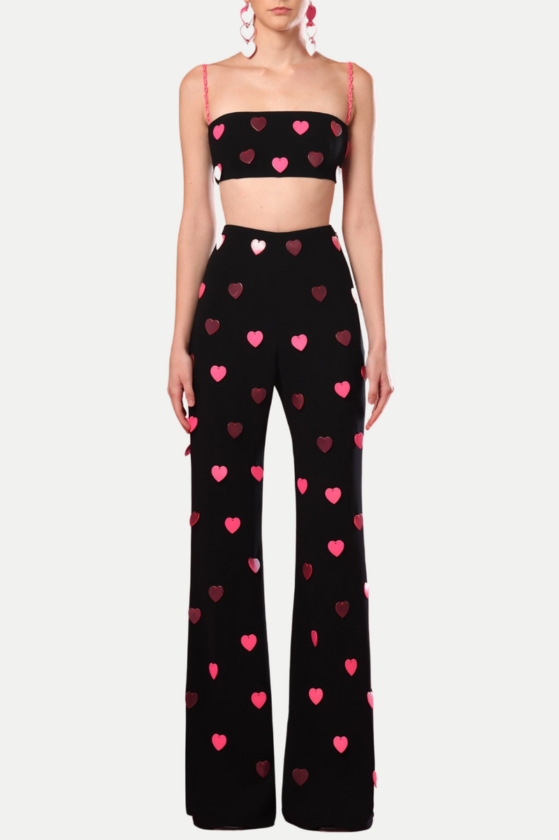 Gracefully Styled Garment for Any Occasion