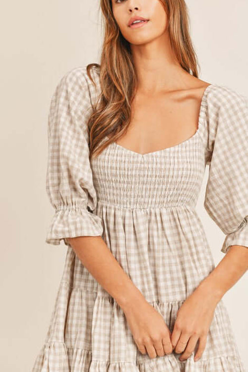 Beautifully Crafted Dress in a Classic Style