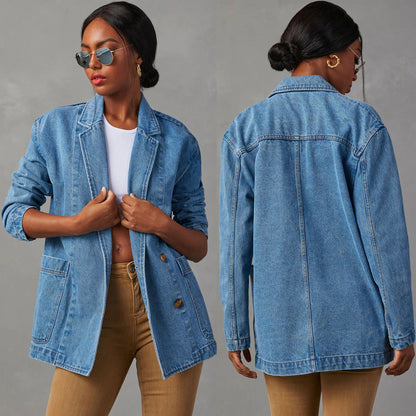 Sophisticated Garment with a Clean Classic Look