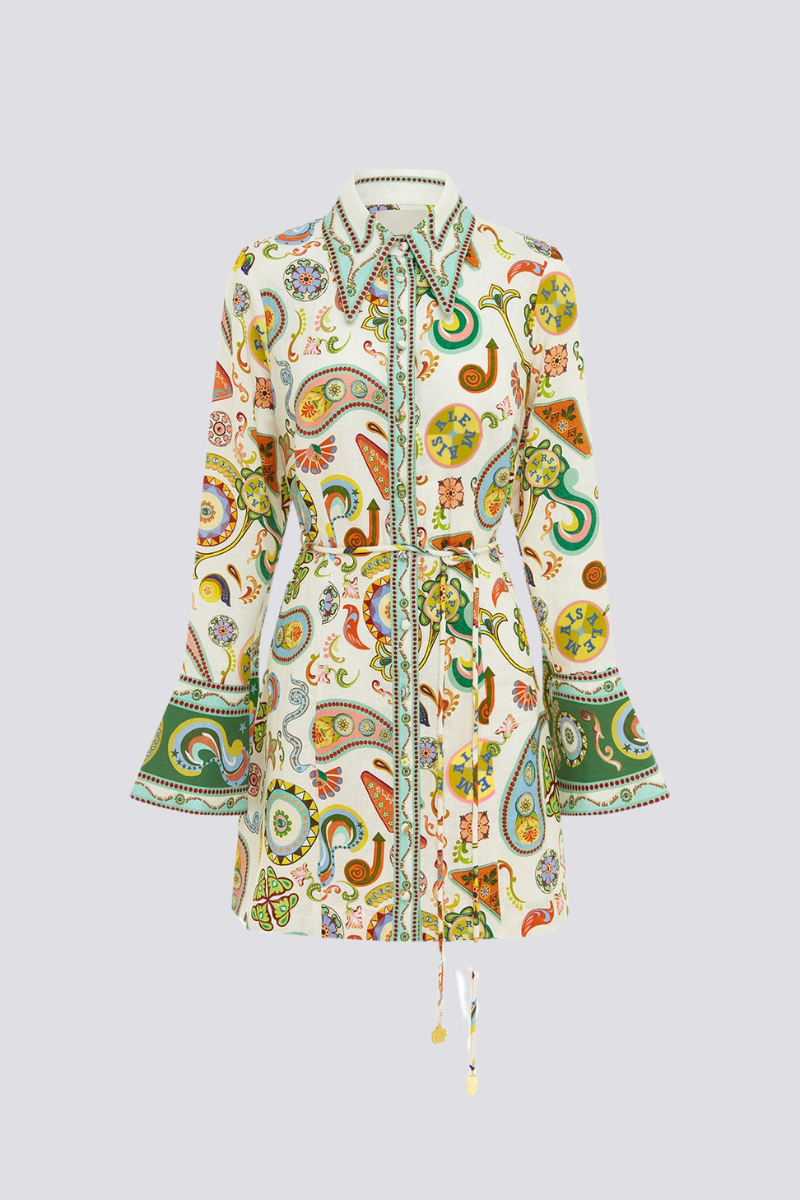 Beautifully Finished Dress in a Timeless Design