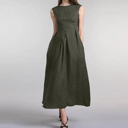 Classic Vintage Dress with a Flattering Fit