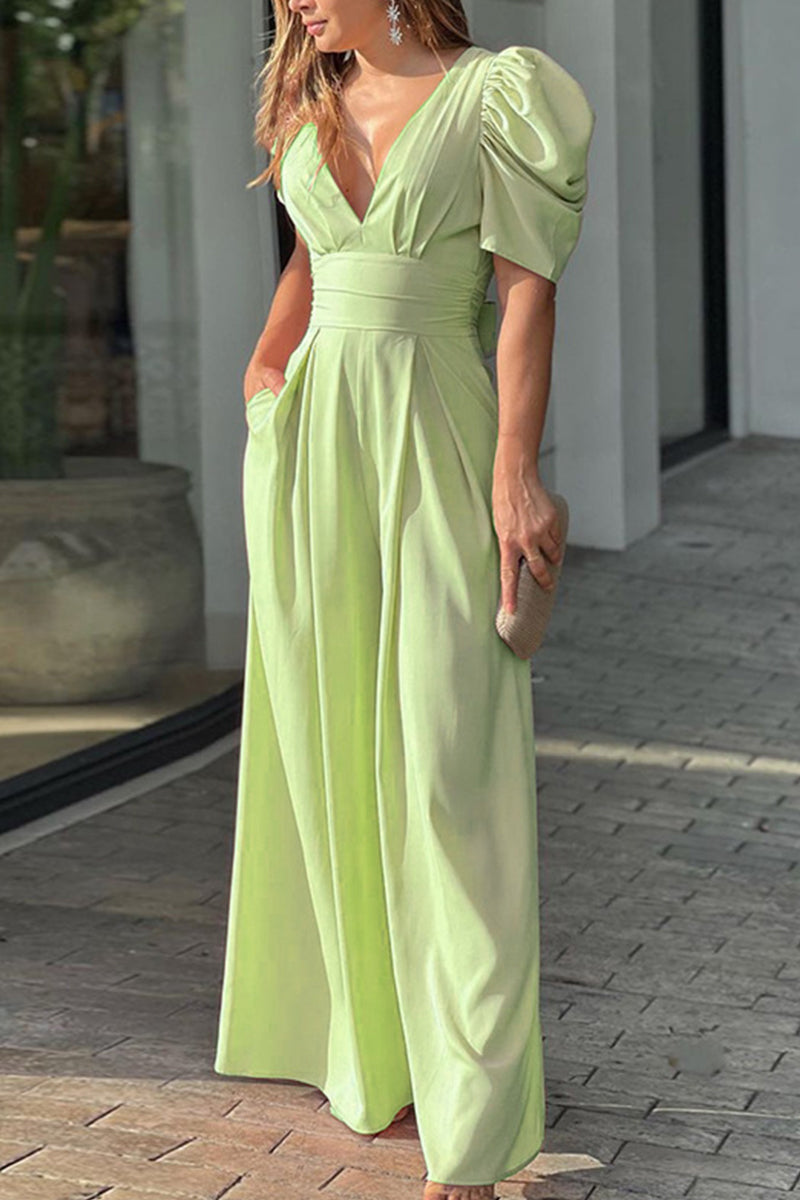 Well Tailored Garment with a Graceful Silhouette