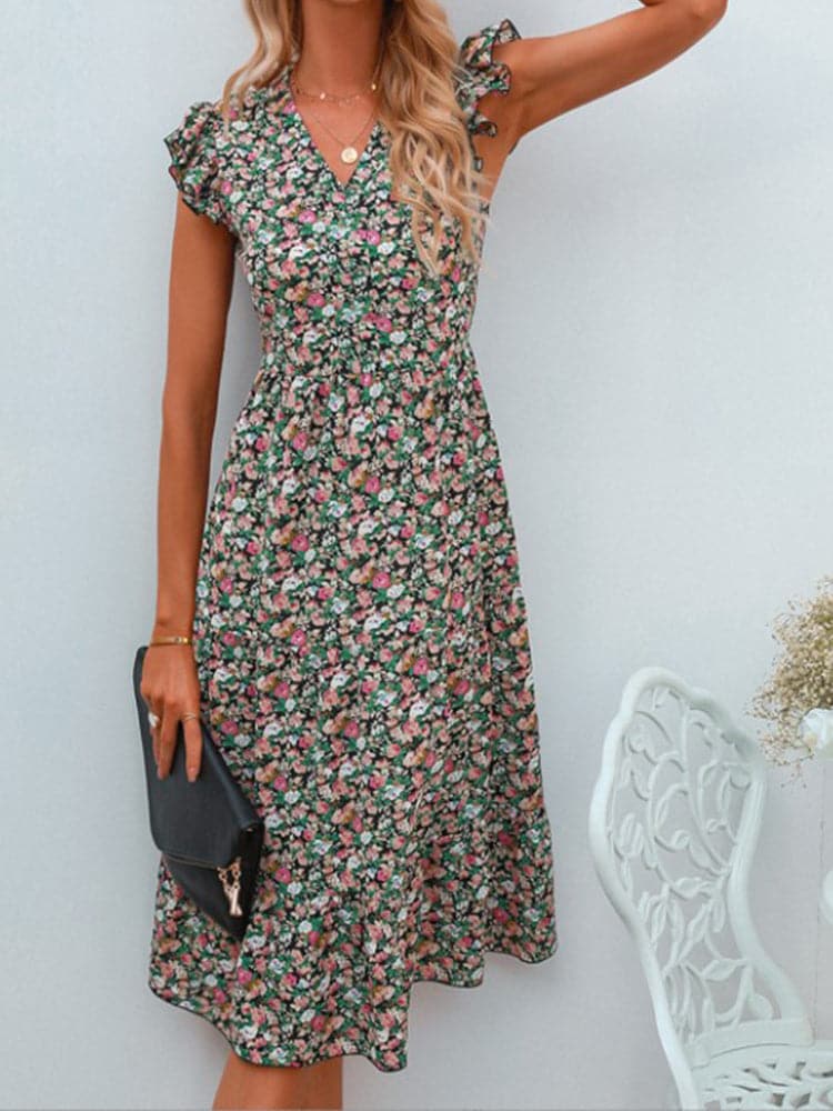 Effortlessly Elegant Dress with a Timeless Design