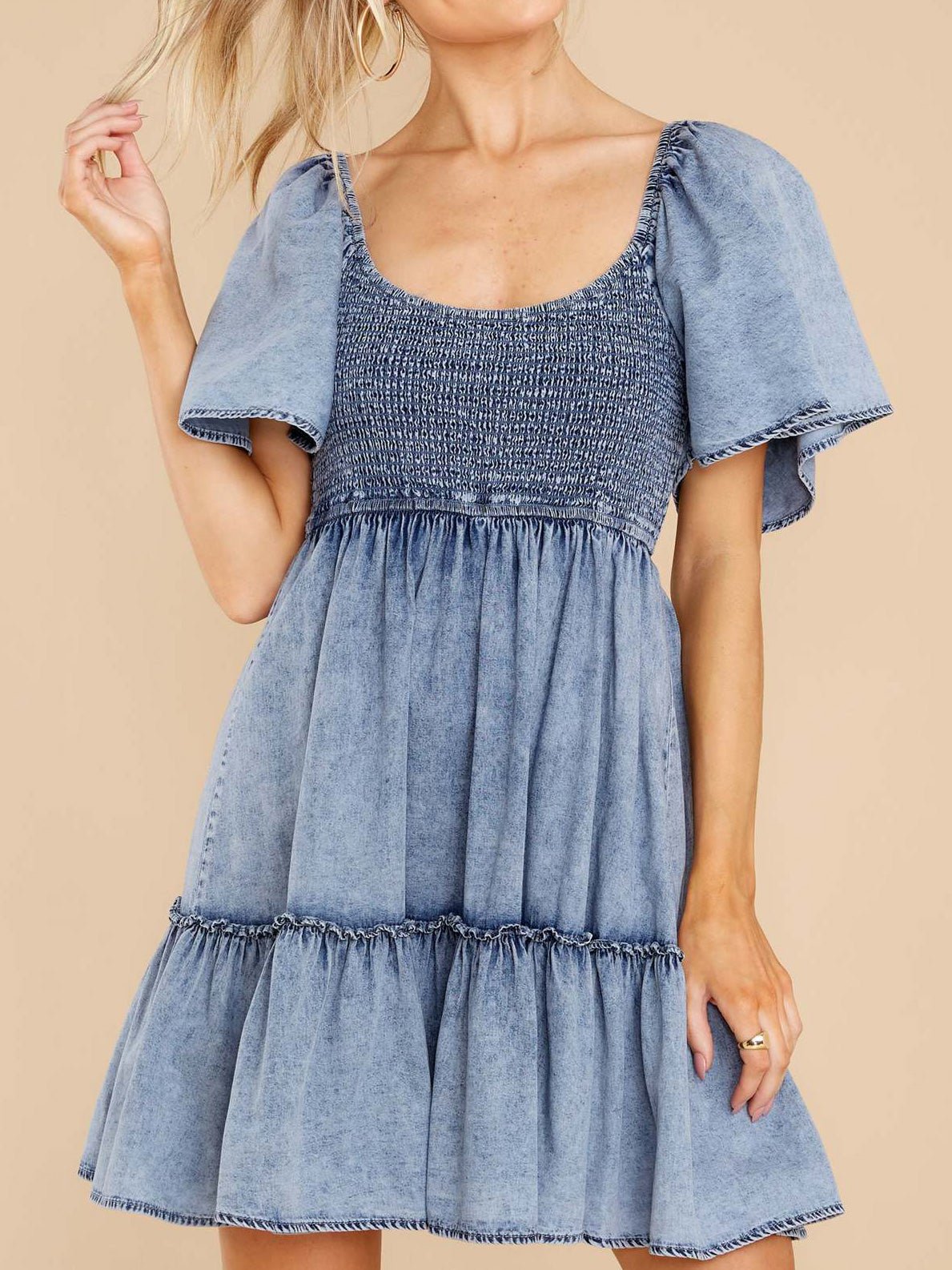 Sophisticated Dress with a Clean Classic Look