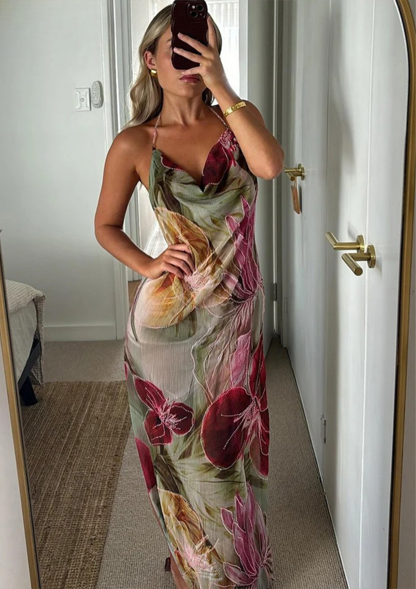 Classic Vintage & Enduringly Stylish Dress