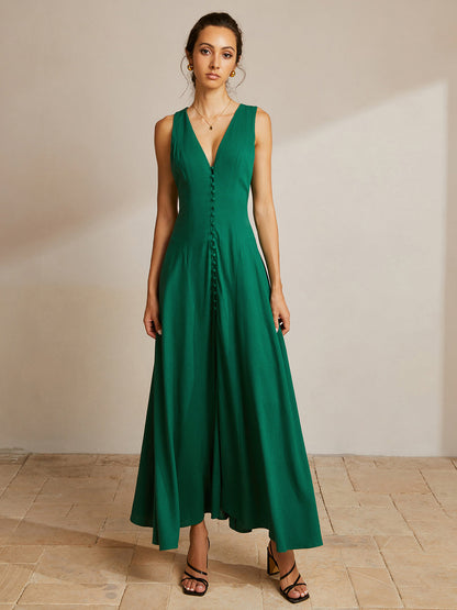 Classic Vintage Dress with a Flattering Fit