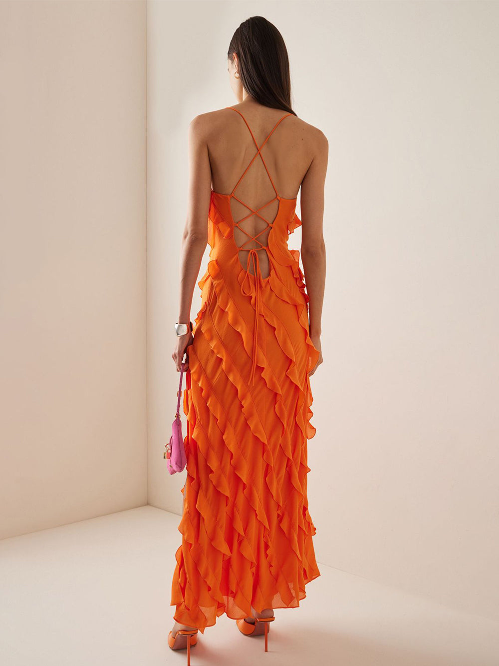 Beautifully Crafted Dress in a Classic Style